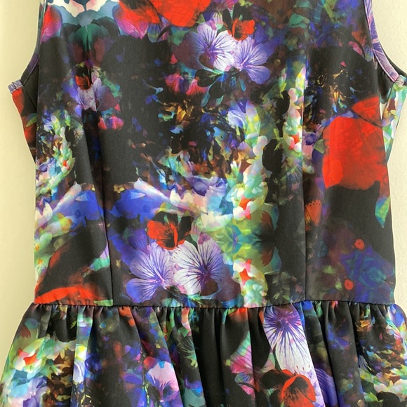 H&M Floral Print Peplum Dress - Picture 10 of 15